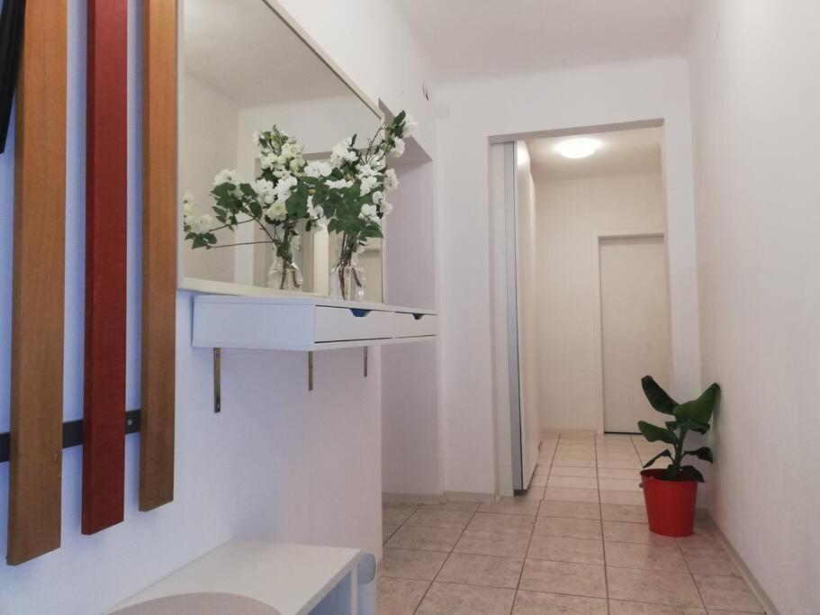 Annenstrasse Graz Central Apartment'6Beds'Freeparking מראה חיצוני תמונה
